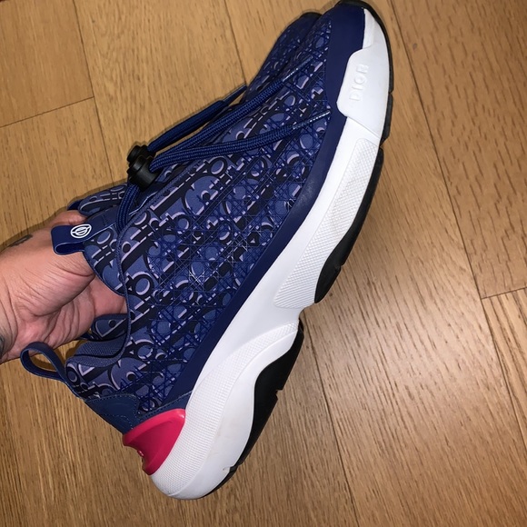 Men sneakers (only been wore a couple times) the price is my set price. - Picture 2 of 7